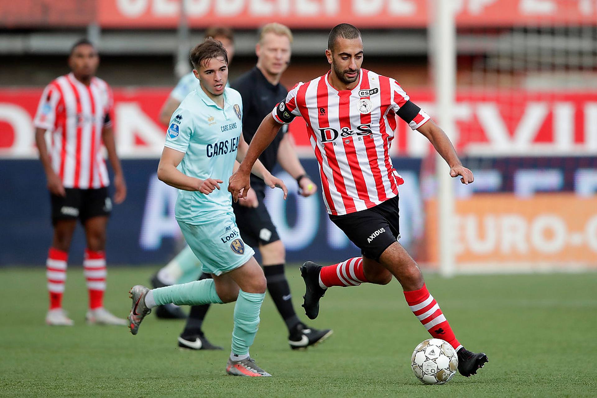 了他在经验 了他在经验