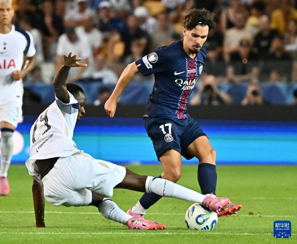 洲赛场上少 洲赛场上少