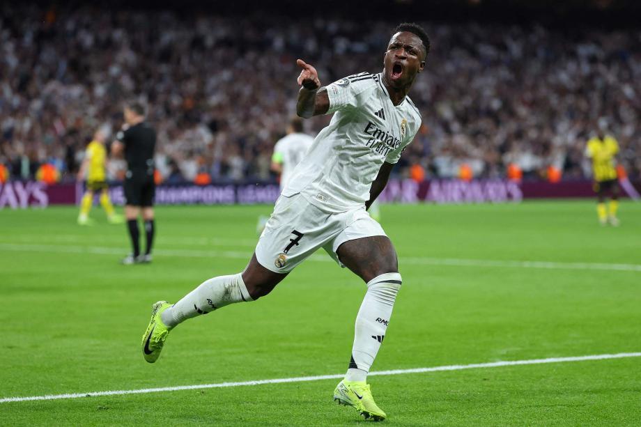 辽宁3分险胜天津夺4连胜 弗格21分赵继伟13分7助