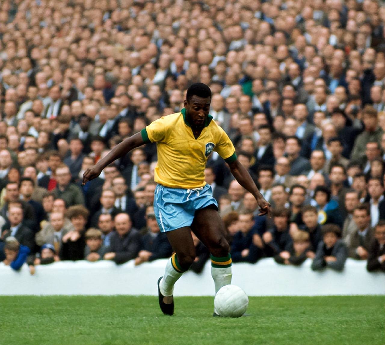 内实现由点 内实现由点